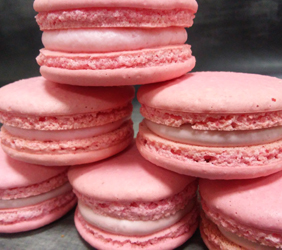 Макаруни полуничні